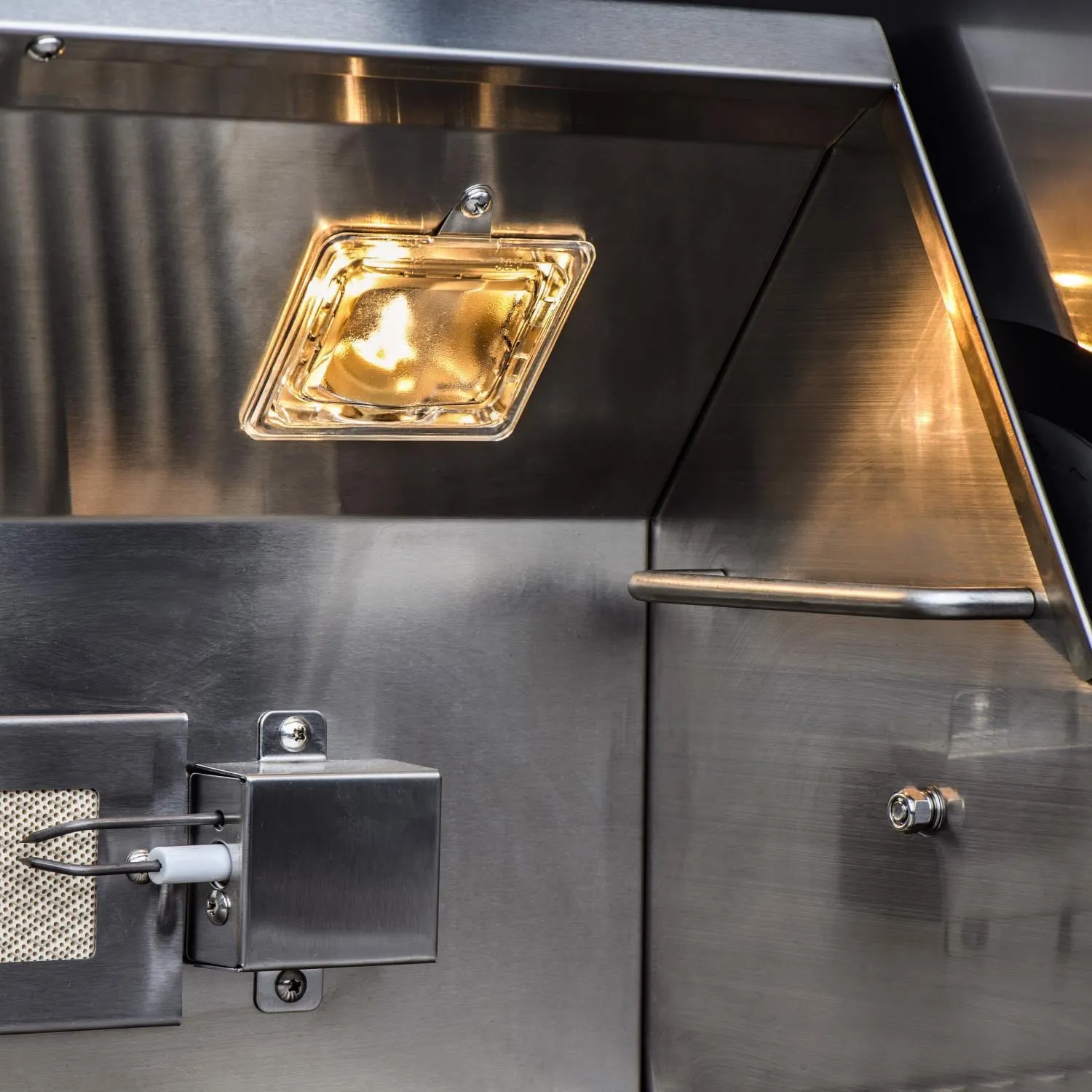 Blaze Professional LUX 44" 4-Burner Freestanding Natural Gas Grill With Rear Infrared Burner