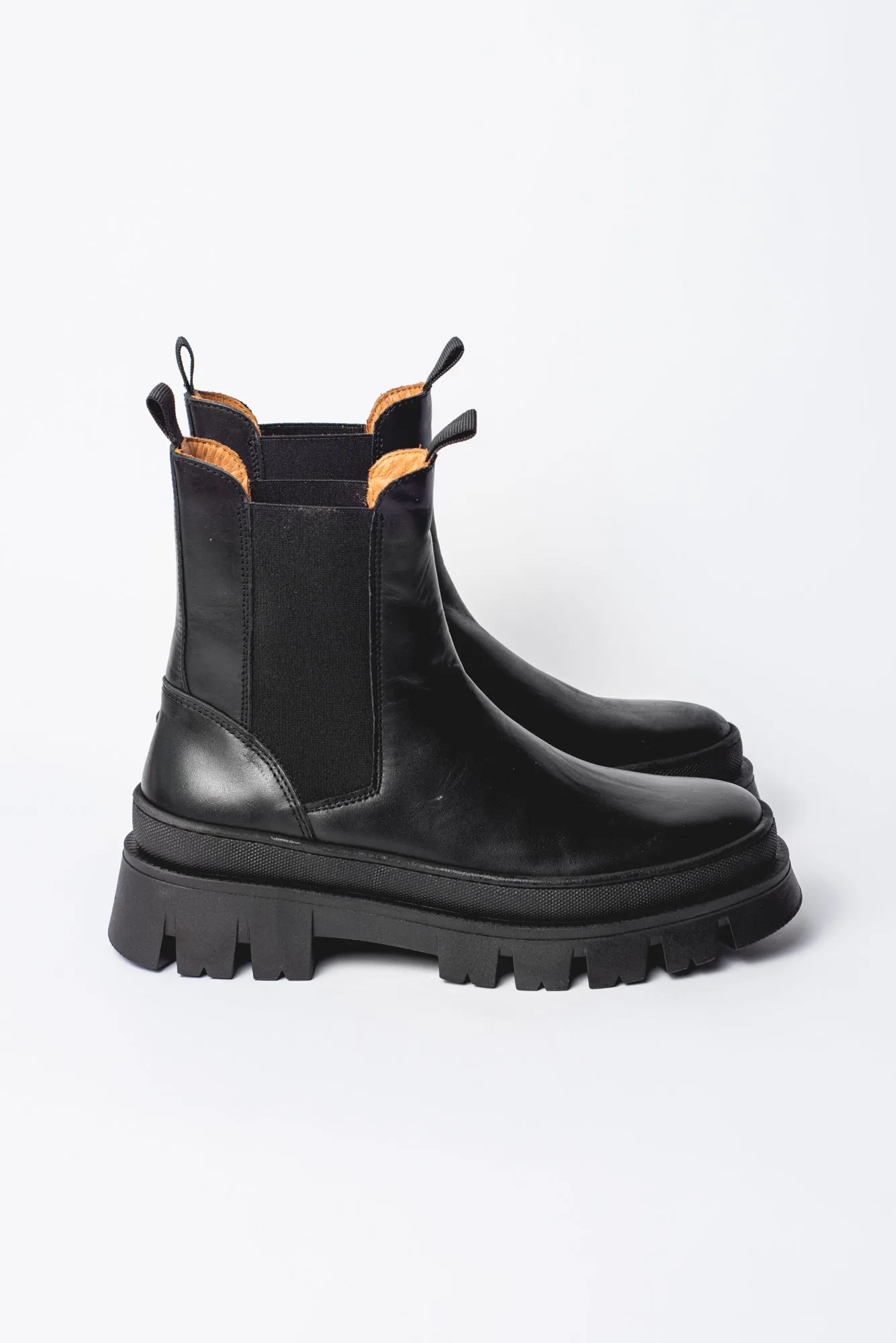 Laura Boot