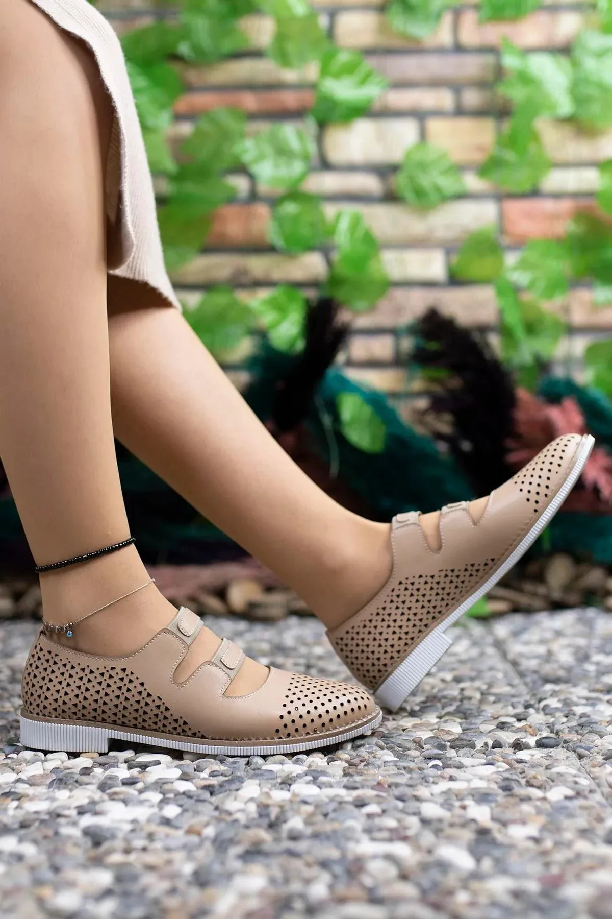 Women's Casual Shoes