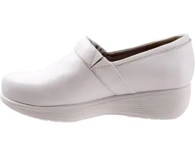 Women's SoftWalk Meredith Sport (Wide)